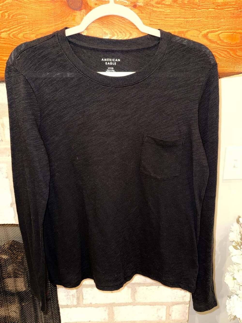 American Eagle Black Slub Long Sleeve T-Shirt with Pocket Size Small womens
